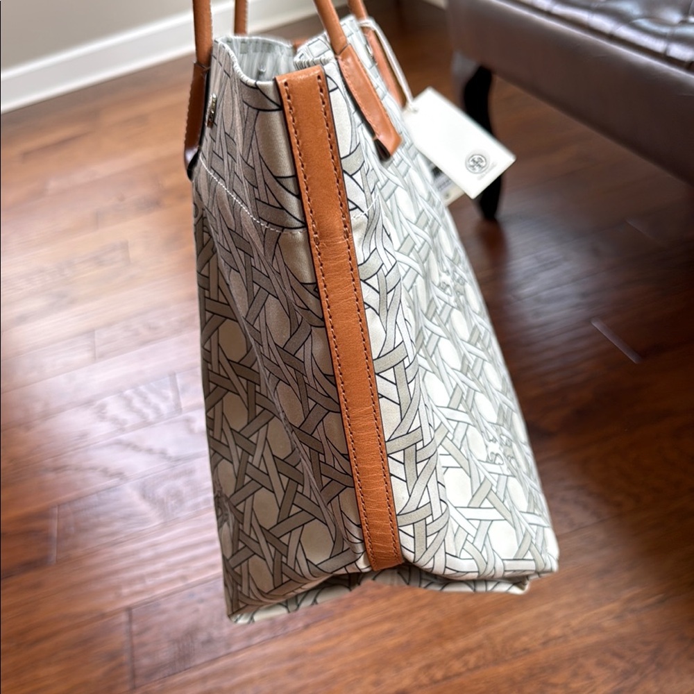 Tory Burch Basket Weave Canvas Tote NWT - Picture 3 of 13